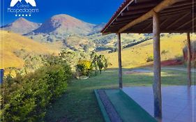 Hospedagem Colinas